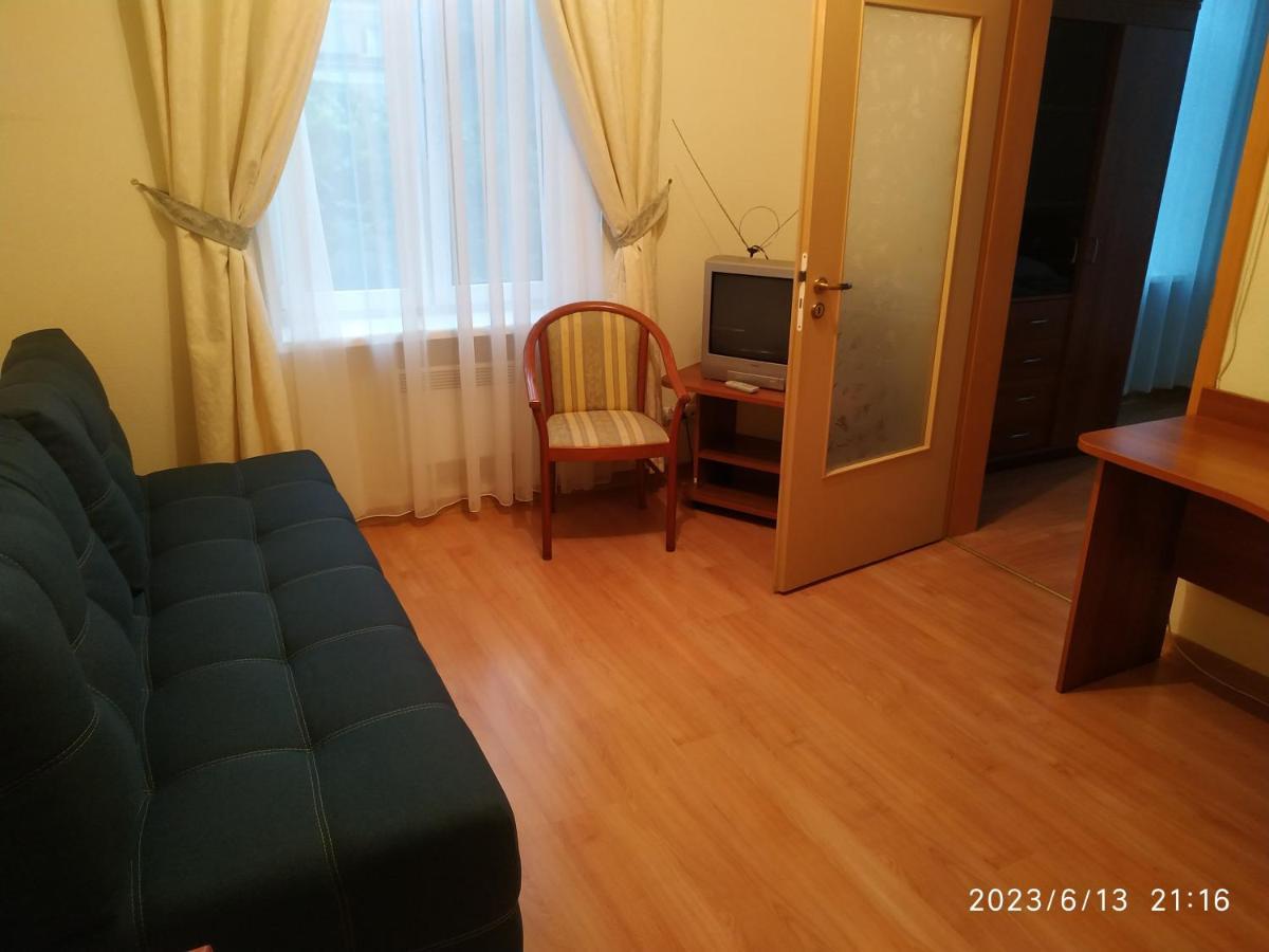 Бестужевский Дворик Gagra Exterior foto