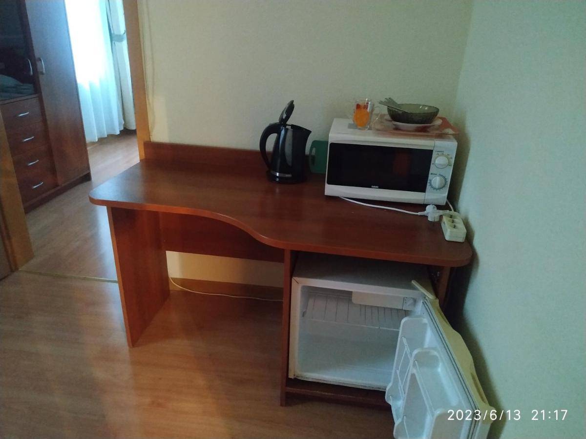 Бестужевский Дворик Gagra Exterior foto