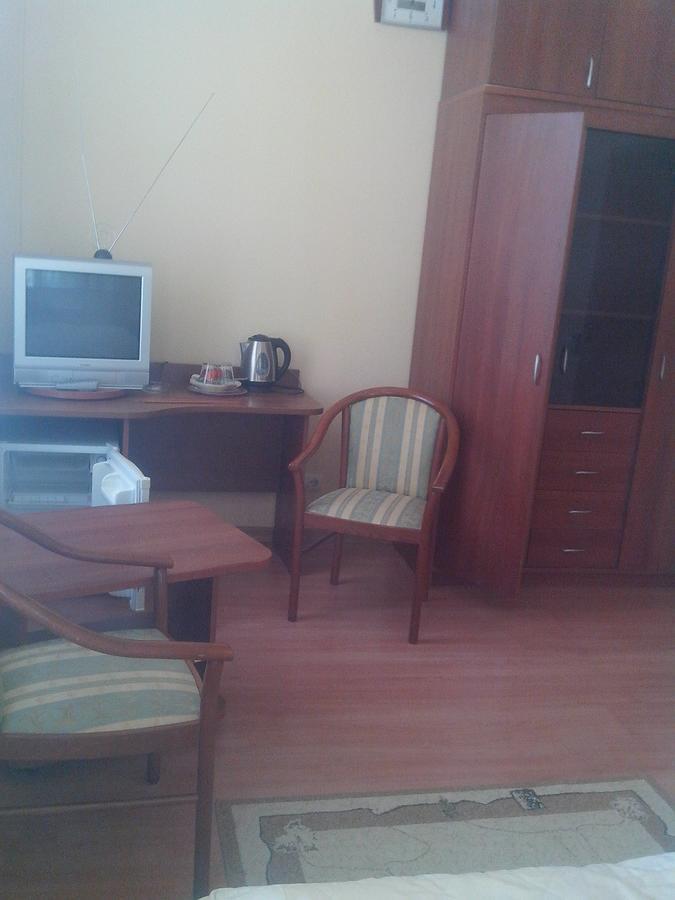 Бестужевский Дворик Gagra Exterior foto