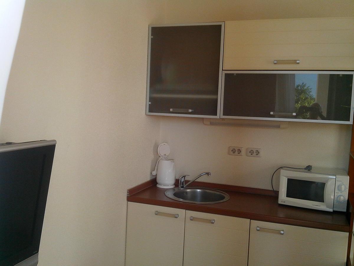 Бестужевский Дворик Gagra Exterior foto