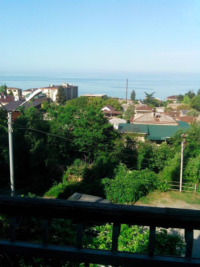 Бестужевский Дворик Gagra Exterior foto